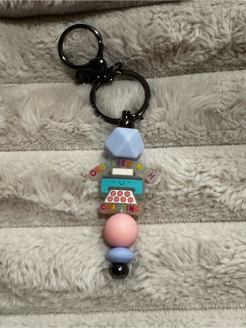 Silicone Bead Keychain in Pink & Light Blue - 'Obsessed With Crafting'